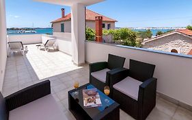 White Residence Luxury Accommodation