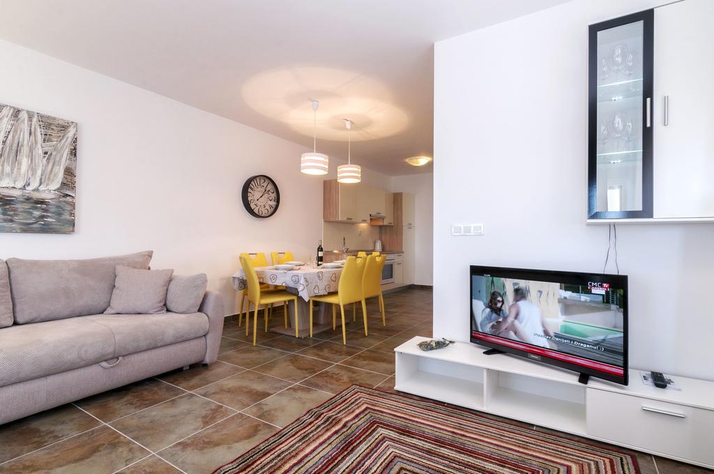 White Residence Accommodation Sukošan Extérieur photo