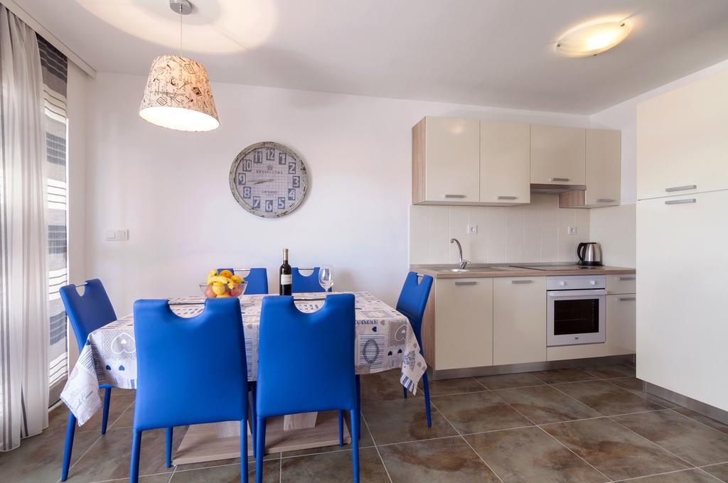 White Residence Accommodation Sukošan Extérieur photo